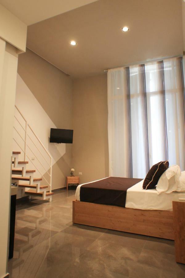 Be Italian Flat Piazza Bovio 22 Hotel Naples Exterior photo